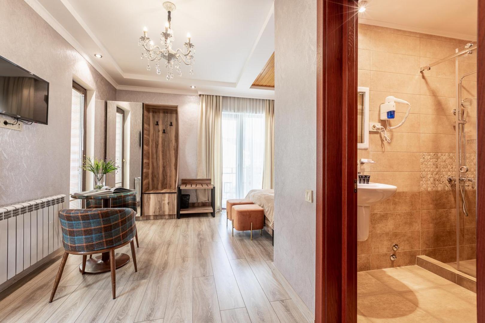 Hotel Gold Tower Местія Номер фото